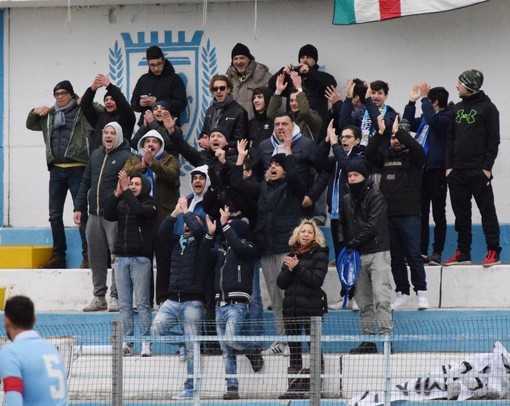 Calcio. Serie D, Sanremese, una sconfitta che brucia. Le parole di Cesare Beltrami dei Cani Sciolti: "Inaccettabile perdere nel modo in cui è successo ieri" Calcio. Serie D, Sanremese, una sconfitta che brucia. Le parole di Cesare Beltrami dei Cani Sciolti: "Inaccettabile perdere nel modo in cui è successo ieri"