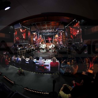 Ieri sera al Teatro Ariston secondo appuntamento di 'Sanremo Young': altri due eliminati (Foto)