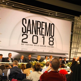 #Sanremo2018: in diretta dalla sala stampa dell'Ariston Roof la conferenza stampa delle 12