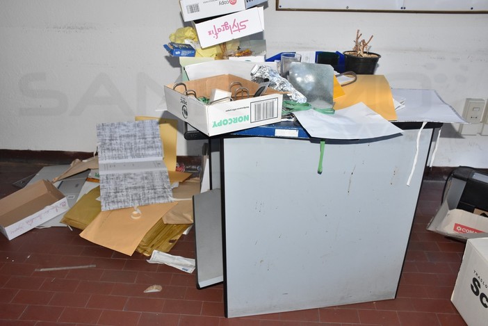 Sanremo: ex Anagrafe trovata in stato di semi abbandono, dal Comune "I locali sono della Regione da due anni" Sanremo: ex Anagrafe trovata in stato di semi abbandono, dal Comune "I locali sono della Regione da due anni"
