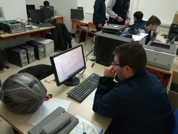 Imperia: domani al Polo Tecnologico l'apertura delle porte per i futuri alunni delle tre scuole