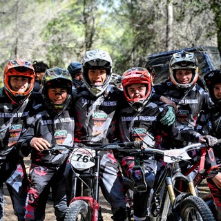 Downhill, il team Sanremo Freeride/Lenti e Bollenti brilla a Blausasc: Alice Leone ed Ettore Bertocchi sul podio (Foto) Downhill, il team Sanremo Freeride/Lenti e Bollenti brilla a Blausasc: Alice Leone ed Ettore Bertocchi sul podio (Foto)