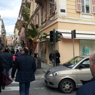 Discussione su traffico, automobilisti e pedoni: il parere del nostro lettore Roberto Barbaruolo Discussione su traffico, automobilisti e pedoni: il parere del nostro lettore Roberto Barbaruolo