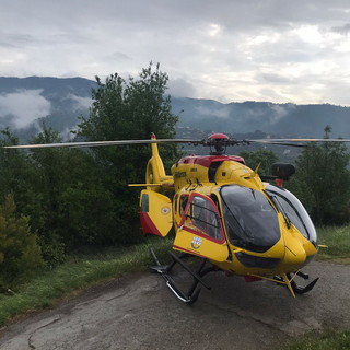 Vallebona: 82enne cade dalle scale in casa, mobilitazione di soccorsi e trasporto in elicottero (Foto)