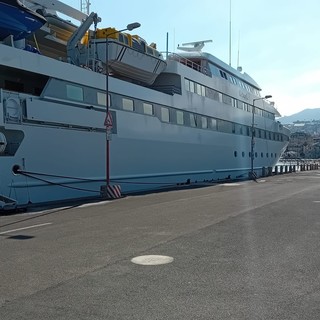 Sanremo: ha attraccato ieri a Portosole il lussuoso yacth 'Lauren L', imbarcazione da 90 metri (Foto) Sanremo: ha attraccato ieri a Portosole il lussuoso yacth 'Lauren L', imbarcazione da 90 metri (Foto)