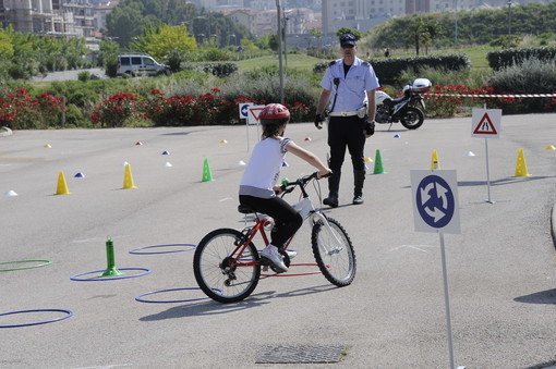 Imperia: grande partecipazione stamattina al Parco Urbano per la 3a edizione di 'Scuola e sicurezza'