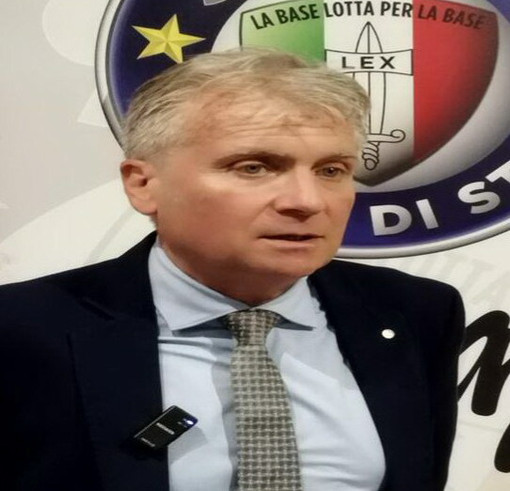 Organici della Polizia di Stato, il SIAP lancia l'allarme: "Rafforzamenti insufficienti, a rischio servizi e sicurezza dei cittadini" Organici della Polizia di Stato, il SIAP lancia l'allarme: "Rafforzamenti insufficienti, a rischio servizi e sicurezza dei cittadini"