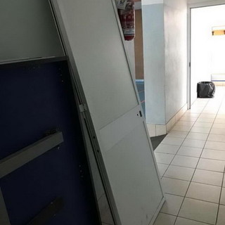 Bordighera: sporcizia al Palazzetto dello Sport e scadenza contratto, interviene Vittorio Ingenito (Foto)