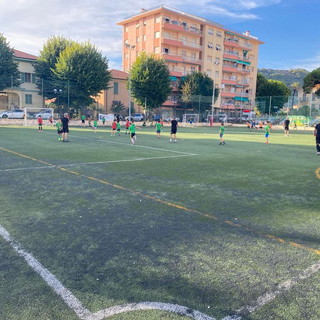 Vallecrosia: bella festa di sport, sabato scorso per il via alla stagione sportiva della scuola calcio Psv Don Bosco (Foto) Vallecrosia: bella festa di sport, sabato scorso per il via alla stagione sportiva della scuola calcio Psv Don Bosco (Foto)