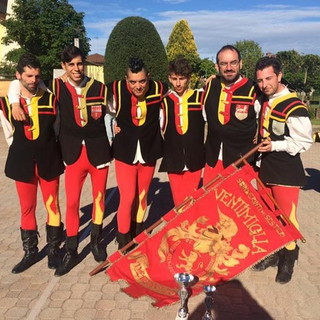 Bella vittoria degli sbandieratori di Ventimiglia ieri al 10° ‘Torneo Don Giacomo Accossato’ di Asti