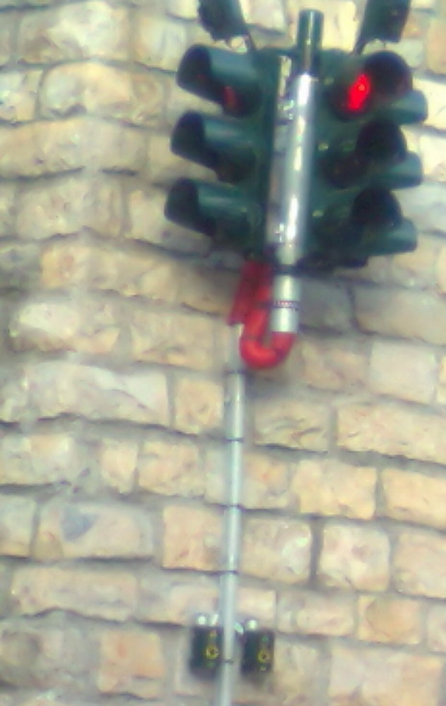 Ospedaletti: semafori e arredo urbano, nuova risposta di 'PicoDePaperis' Ospedaletti: semafori e arredo urbano, nuova risposta di 'PicoDePaperis'