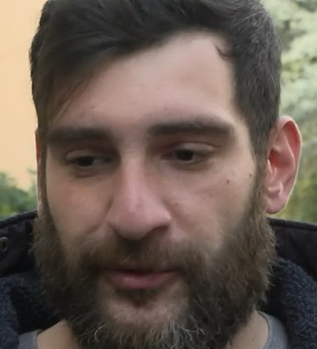 Simone Costanza nel corso di un'intervista su Rai Uno