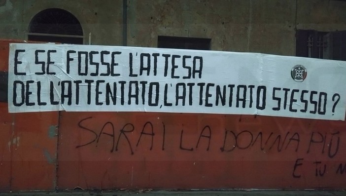 Imperia: Striscioni provocatori di CasaPound affissi in oltre cento città italiane. In zona Castelvecchio quello destinato alla città ligure