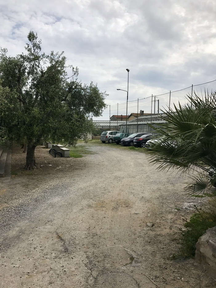 Riva Ligure: nuovo look per il piazzale di Strada Comunale Don in Regione Prati Riva Ligure: nuovo look per il piazzale di Strada Comunale Don in Regione Prati
