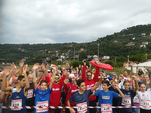 Grande partecipazione alla Stracamporosso dell'ACEB, 114 i runner sulla linea di partenza