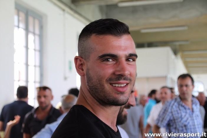 Stefano Sturaro in una delle sue presenze al 'Comunale' di Sanremo Stefano Sturaro in una delle sue presenze al 'Comunale' di Sanremo