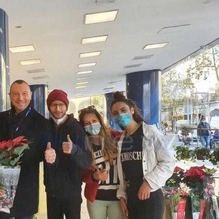 Sanremo: le 'Stelle di Natale' del Ruffini Aicardi conquistano anche Amadeus e Iva Zanicchi