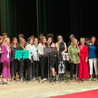 Sanremo: allegria e divertimento ieri al Casinò per lo spettacolo di fine anno del Liceo Cassini (Foto) Sanremo: allegria e divertimento ieri al Casinò per lo spettacolo di fine anno del Liceo Cassini (Foto)