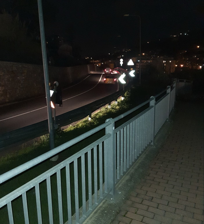 Sanremo: uscita di una galleria dell'Aurelia Bis al buio, la segnalazione di un nostro lettore (Foto)