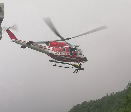 Montalto: cade da un muro mentre lavora in campagna, trasportato in elicottero al 'Santa Corona' (Foto)