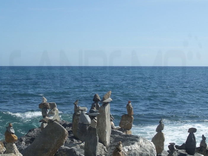 Sanremo: piccola 'Stonehenge' alla foce del San Martino, la spiegazione di un nostro lettore