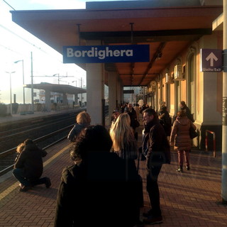 Il “paradosso ligure”: siglato accordo Regione e Trenitalia per trasporto biciclette gratis in treno, ma intanto sempre più tagli ai convogli Il “paradosso ligure”: siglato accordo Regione e Trenitalia per trasporto biciclette gratis in treno, ma intanto sempre più tagli ai convogli
