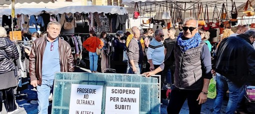 Sanremo: spostamento dei banchi al mercato, terzo giorno di sciopero per due ambulanti "Non ci fermeremo"