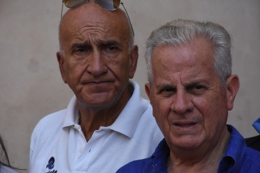 Imperia: Scajola annuncia "Faremo un punto dei lavori svolti ogni 30 giorni, ecco il primo" (Foto) Imperia: Scajola annuncia "Faremo un punto dei lavori svolti ogni 30 giorni, ecco il primo" (Foto)