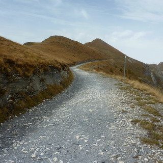 Strada per Monesi, da domani l’apertura con orario più ampio. E da giovedì 14 luglio transito consentito tutto il giorno
