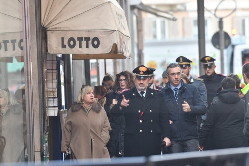Sanremo: primo sopralluogo del Prefetto delle forze dell'ordine per la verifica della sicurezza in città e all'Ariston Sanremo: primo sopralluogo del Prefetto delle forze dell'ordine per la verifica della sicurezza in città e all'Ariston