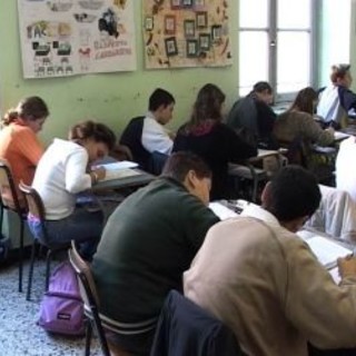 Supplenze 'brevi': i gravi problemi degli insegnanti 'precari' imperiesi nella lettera di uno di loro Supplenze 'brevi': i gravi problemi degli insegnanti 'precari' imperiesi nella lettera di uno di loro