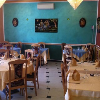 A Sanremo, sabato 25 serata Karaoke nel nuovissimo Ristorante Indiano Shri Ganesh HRI con buffet a partire da euro 35 e apericena da euro 7