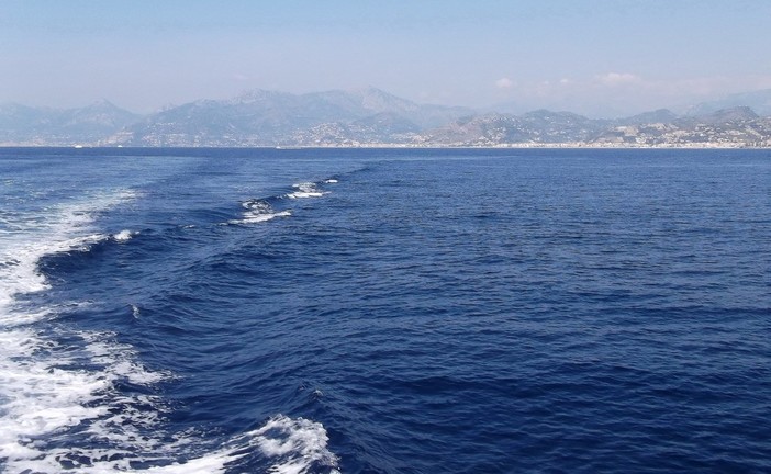 Ventimiglia: al via oggi il progetto di alternanza scuola lavoro sul 'Santuario dei Cetacei Pelagos' Ventimiglia: al via oggi il progetto di alternanza scuola lavoro sul 'Santuario dei Cetacei Pelagos'