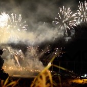 Fuochi storici a Taggia per l'evento 'Sulle Orme di San Benedetto' Fuochi storici a Taggia per l'evento 'Sulle Orme di San Benedetto'