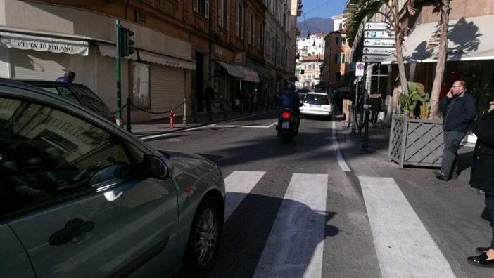 Sanremo: coniugi aggrediti e picchiati al semaforo, si cercano testimoni per la denuncia dell'aggressore Sanremo: coniugi aggrediti e picchiati al semaforo, si cercano testimoni per la denuncia dell'aggressore