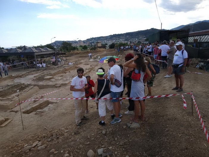Riva Ligure: residenti e turisti oggi pomeriggio alle 'porte aperte' del sito archeologico, stasera i risultati (Foto) Riva Ligure: residenti e turisti oggi pomeriggio alle 'porte aperte' del sito archeologico, stasera i risultati (Foto)
