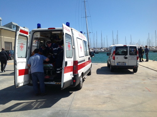 Imperia: recuperato il corpo del sub in porto, ora i medici stanno cercando di rianimarlo