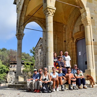 Pontedassio: mercoledì prossimo la passeggiata dal borgo di Villa guardia al Santuario di Montegrazie Pontedassio: mercoledì prossimo la passeggiata dal borgo di Villa guardia al Santuario di Montegrazie