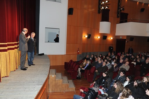 Ventimiglia: il presidente della Provincia Sappa asseime a Scullino per la 'Giornata della Memoria' Ventimiglia: il presidente della Provincia Sappa asseime a Scullino per la 'Giornata della Memoria'