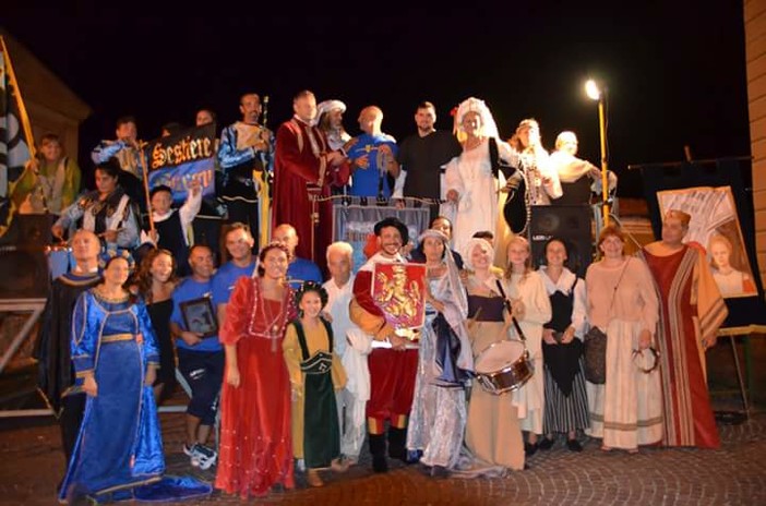 Ventimiglia: Ramon Bruno confermato alla guida del Sestiere Burgu, ecco il nuovo organigramma Ventimiglia: Ramon Bruno confermato alla guida del Sestiere Burgu, ecco il nuovo organigramma