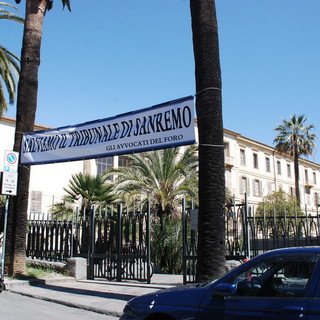 Chiusura del Tribunale di Sanremo: lungo intervento di Alessandro Biamonti (Uilpa Giustizia) Chiusura del Tribunale di Sanremo: lungo intervento di Alessandro Biamonti (Uilpa Giustizia)