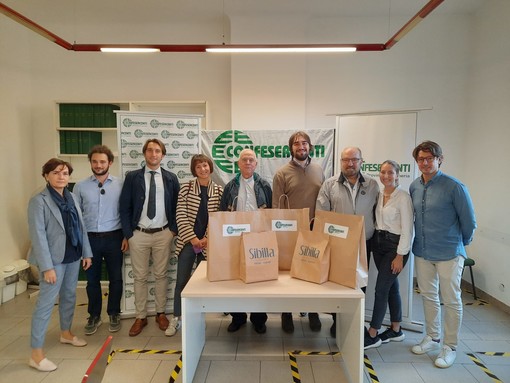 Imperia: Spesa Sospesa Plus, Confesercenti dona un sorriso ai bimbi Casa Regina Pacis di Cervo Imperia: Spesa Sospesa Plus, Confesercenti dona un sorriso ai bimbi Casa Regina Pacis di Cervo