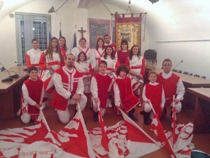 Ventimiglia: come ogni fine anno questa sera la tradizionale 'Cena Natalizia Biancorossa' del Sestiere Cunventu