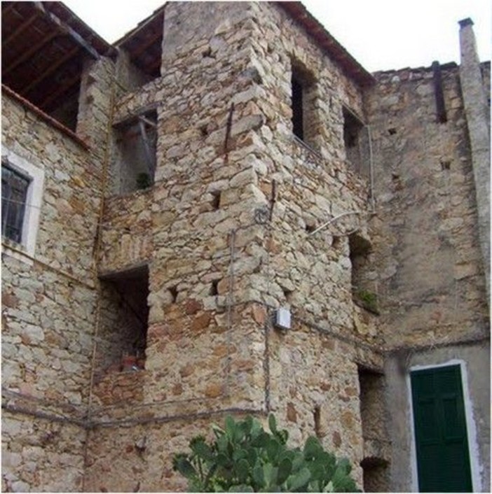 Ventimiglia, emergenza a Case Brughe': abitanti rimangono senza acqua Ventimiglia, emergenza a Case Brughe': abitanti rimangono senza acqua