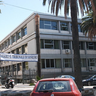 Anche l'Amministrazione Comunale di Sanremo alla manifestazione per salvare il Tribunale Anche l'Amministrazione Comunale di Sanremo alla manifestazione per salvare il Tribunale