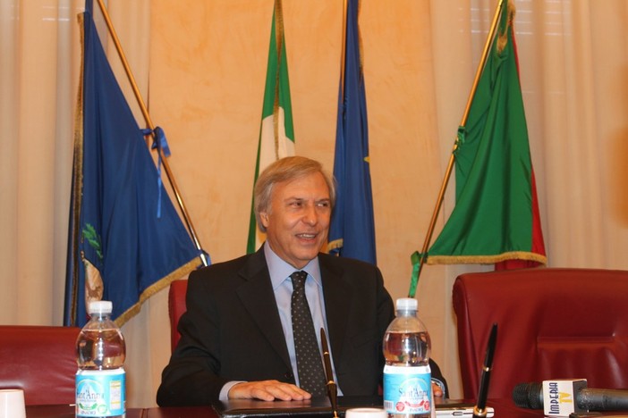 Imperia: si è insediato in Comune il neo commissario Sabatino Marchione
