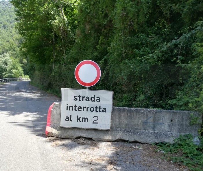 Strada Provinciale 65 tra Pigna e Molini sempre interrotta: i soldi per intervenire ci sono ma i lavori non partono