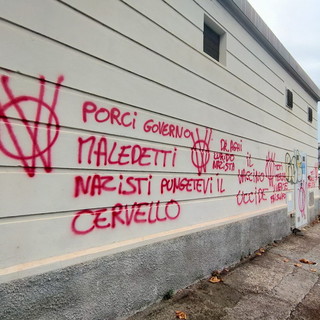 Minace e scritte da gruppi 'No Vax' e 'Green Pass': perquisizioni della Polizia in Liguria ma nessuna in provincia
