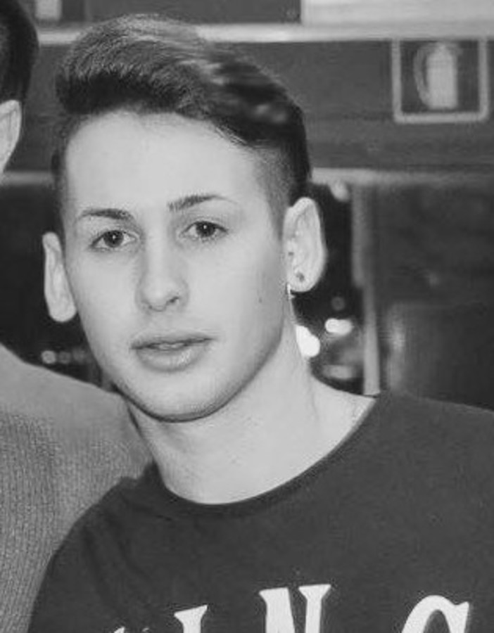 Ventimiglia: è morto a 20 anni Simone Terrana, viveva a Roverino e giocava a calcio Ventimiglia: è morto a 20 anni Simone Terrana, viveva a Roverino e giocava a calcio