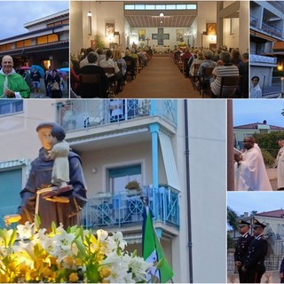 Bordighera celebra Sant'Antonio da Padova con santa messa e processione (Foto e video) Bordighera celebra Sant'Antonio da Padova con santa messa e processione (Foto e video)